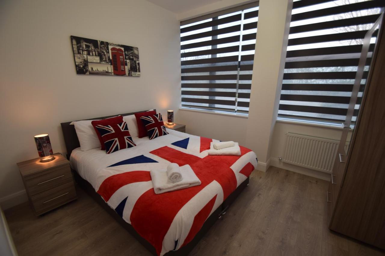Sapphire House Telford Lägenhet Exteriör bild